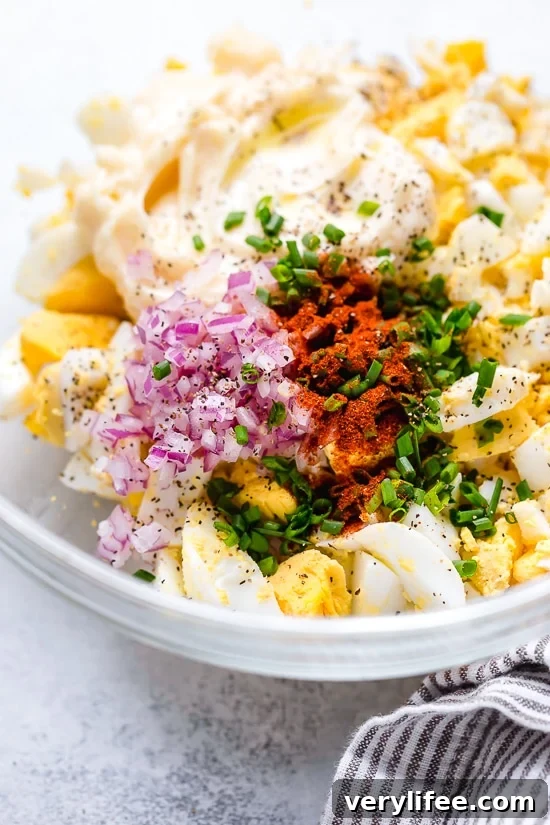 25 Viral Skinnytaste Recipes That Defined 2019 9 This classic egg salad recipe can be enjoyed for breakfast on toast, or for lunch in a wrap, over salad or in a sandwich. Sometimes I just eat it with a spoon right out of the container!