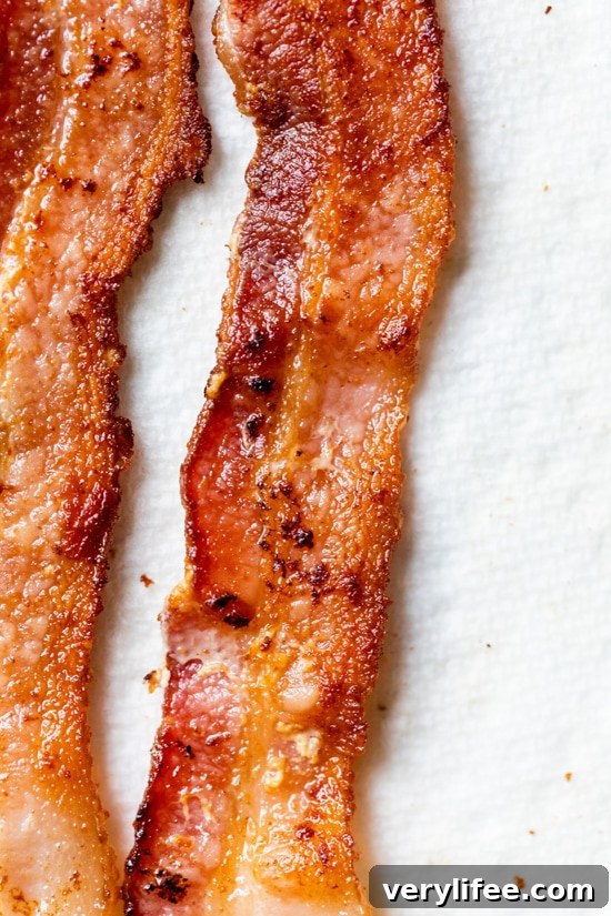 Classic Turkey Club Sandwich Recipe with Bacon and Avocado 4 bacon