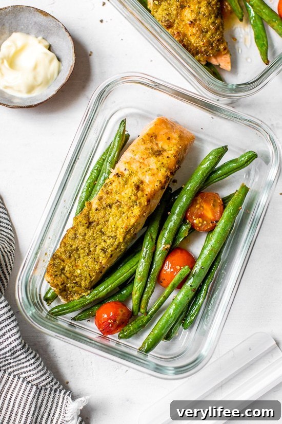 Salmon and green beans in a meal prep container