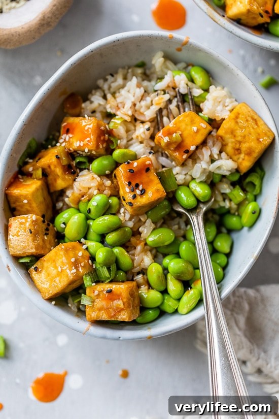 Spicy Sriracha Tofu Rice Bowls
