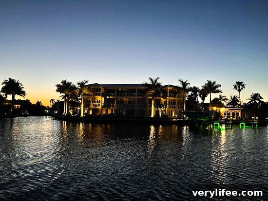 Anna Maria Island, Florida Travel Guide: Beaches and Activities 11 sunset tour