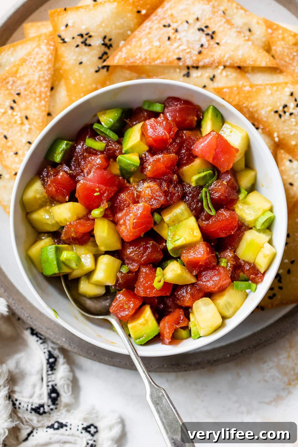 How to Make Tuna Tartare with Avocado, Soy and Citrus 2 Tuna Tartare with wonton chips