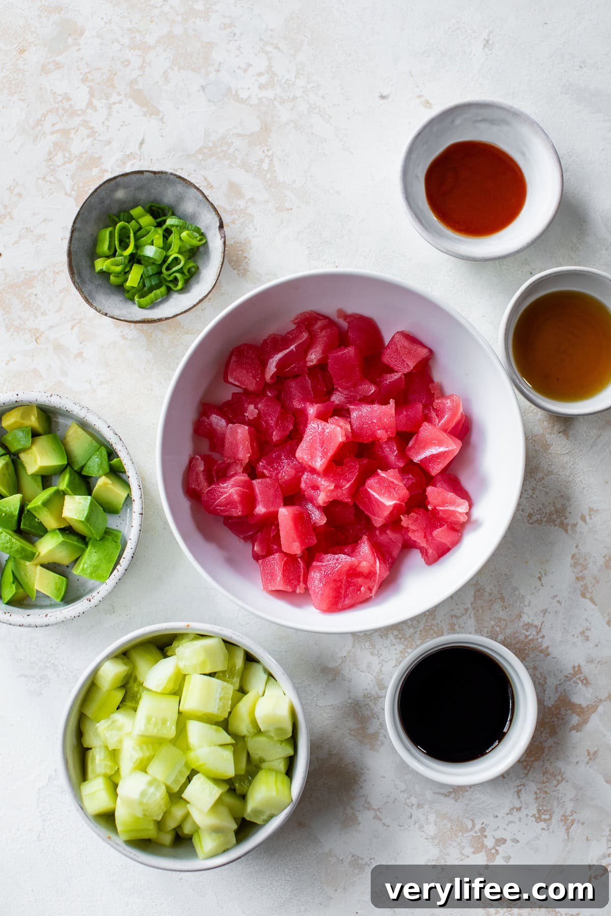 How to Make Tuna Tartare with Avocado, Soy and Citrus 3 Tuna with Cucumber, avocado and sauces