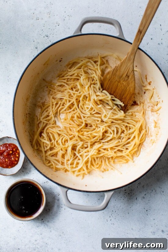 Spicy Ground Chicken Stir Fry with Hearts of Palm Noodles 3 Sambal Spicy Noodles with Turkey