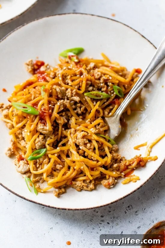 Spicy Ground Chicken Stir Fry with Hearts of Palm Noodles 4 Spicy Hearts of Palm Noodle Stir Fry with Chicken