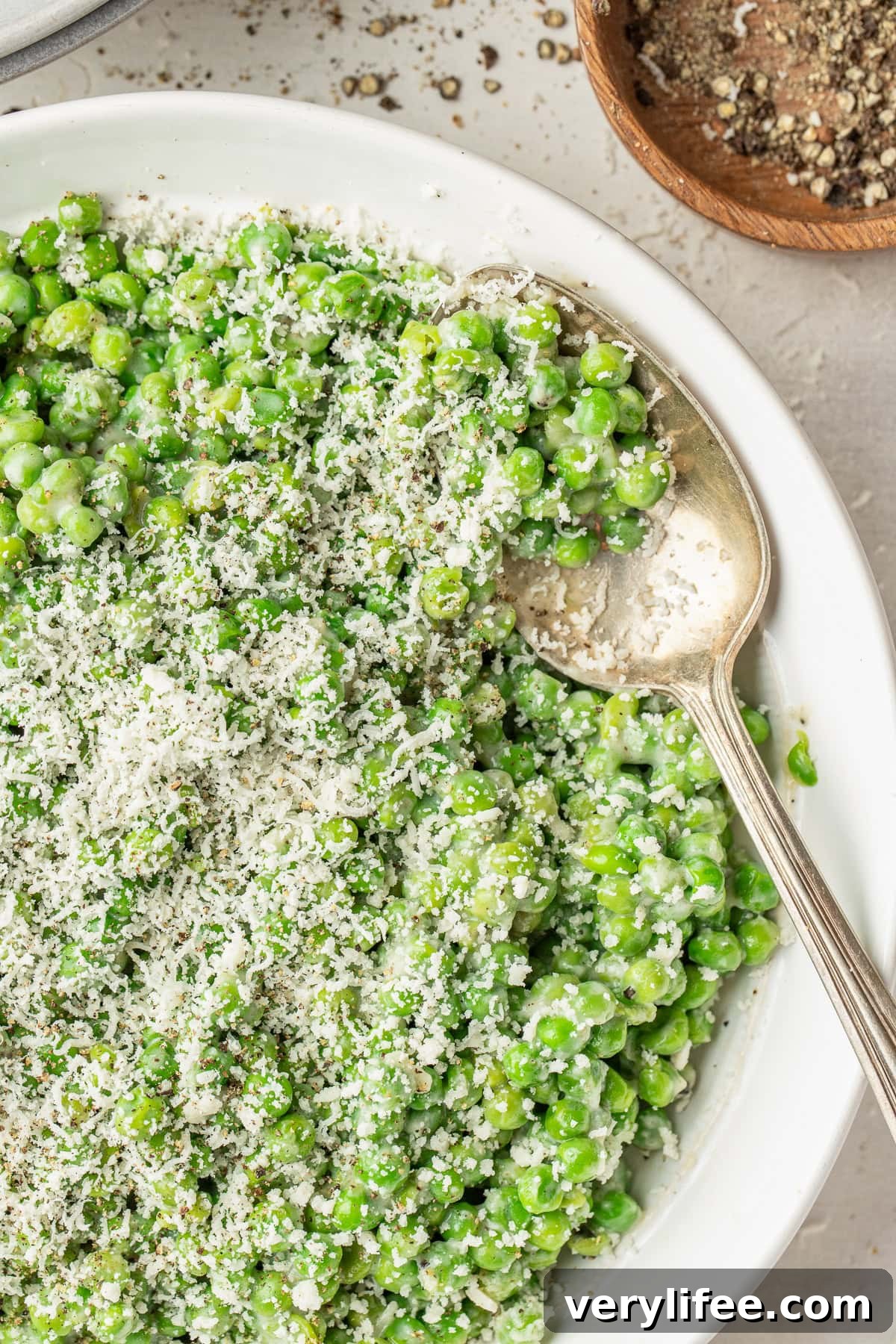 Cacio e Pepe Peas