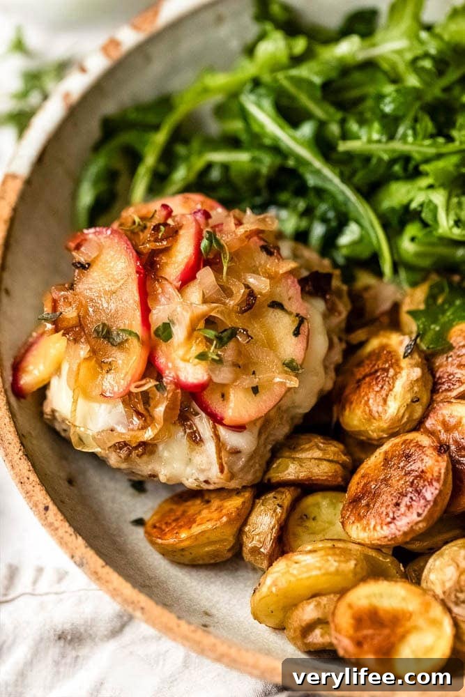 Turkey Burgers with Apples and Gruyère